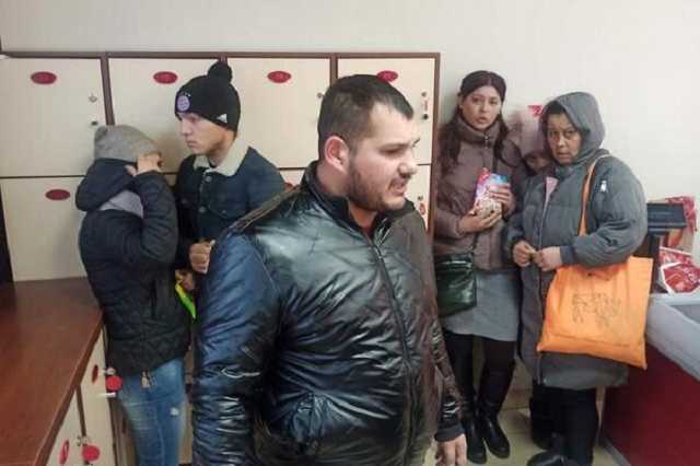 В Киеве на вокзале поймали банду ромов-грабителей