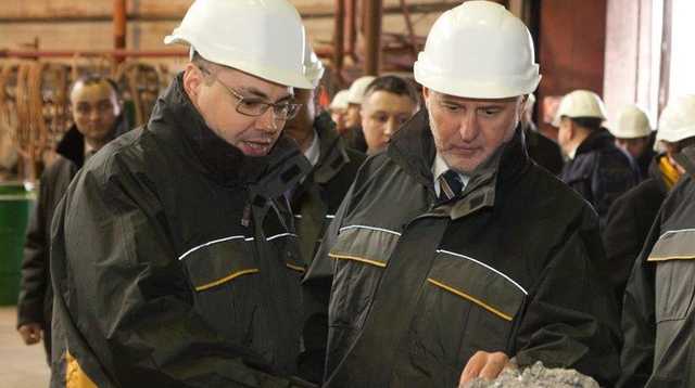 Кабмин сменил подконтрольного Дмитрию Фирташу главу ЗТМК