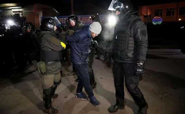 Относительно беспорядков в Новых Санжарах вручено 10 подозрений