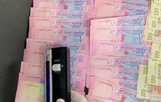 Замглавы ОТГ в Запорожской области пойман на взятке 1 млн грн, – полиция