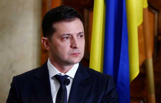 Зеленський закликав українців менше їздити за кордон через поширення коронавірусу