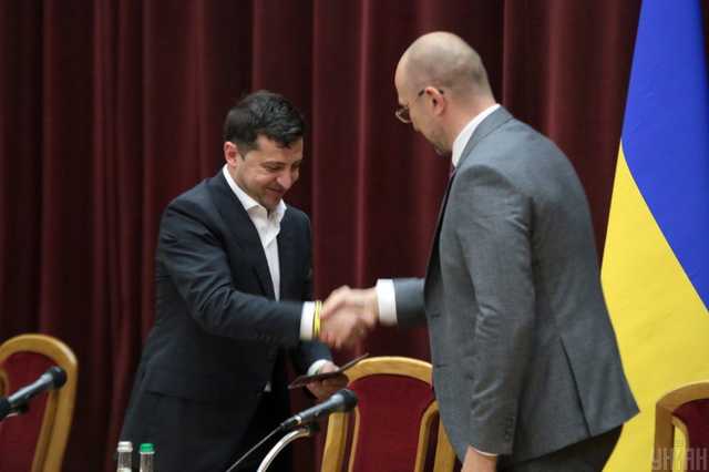 Не Гончарука на Шмигаля: насправді міняти треба Зеленського