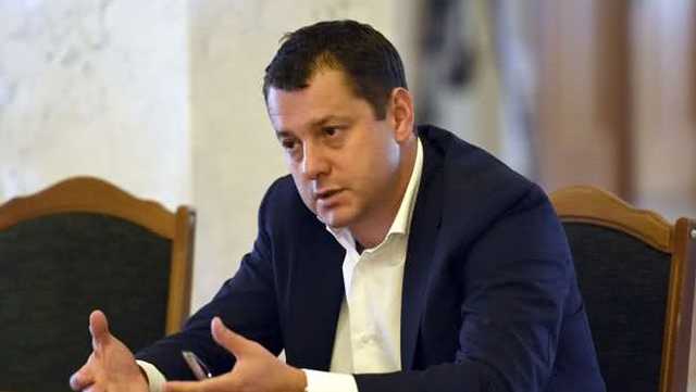 У Ефимова отбирают хлеб