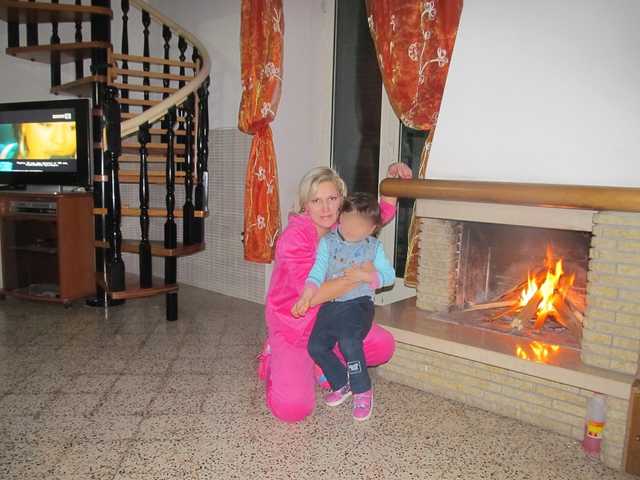 Всплыли внезапные версии смерти украинки в Италии: сиротами остались трое детей