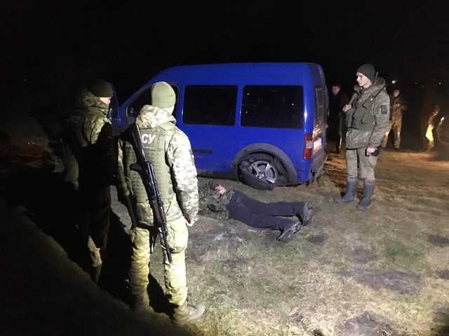 На кордоні з Польщею стріляли