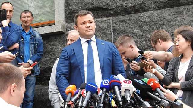 Зеленский признался, что уволил главу Офиса президента Богдана из-за человеческих отношений