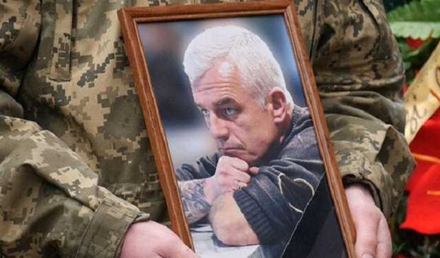 В Житомире попрощались с застреленным в подъезде бывшим разведчиком