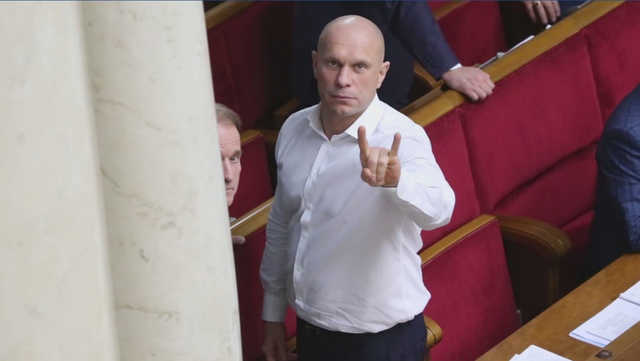 Кива поедет в Москву, чтобы постоять возле Путина