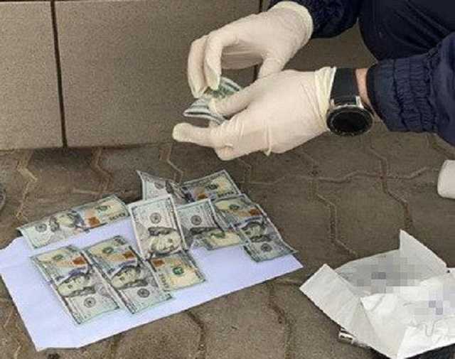 Пограничника подозревают в получении $800 взятки за контрабанду