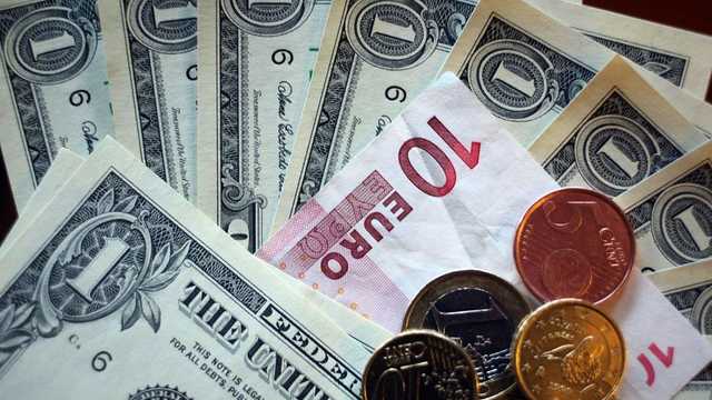 Межбанк закрылся самым низким курсом гривны с августа 2019 года