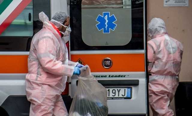 Число заболевших перевалило за 10 000: свежие данные про коронавирус в Италии