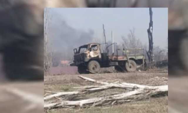 Атака боевиков: появилось фото подбитого грузовика ВСУ