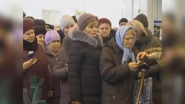 Данилов заявил о возможной отмене верификации для пенсионеров из ОРДЛО