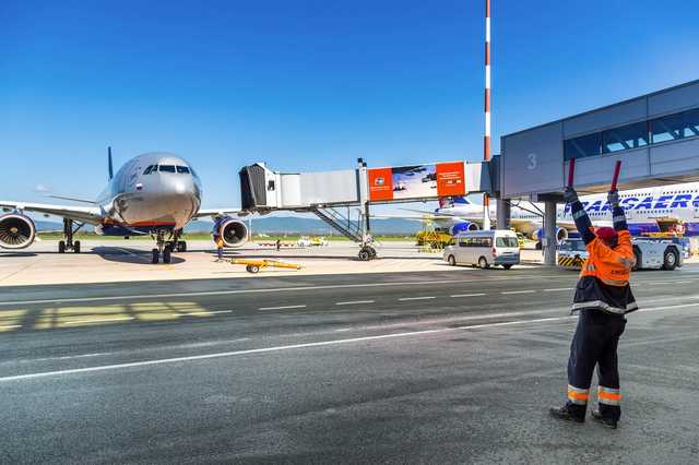 В Польше закрыли авиа- и железнодорожное сообщение в стране