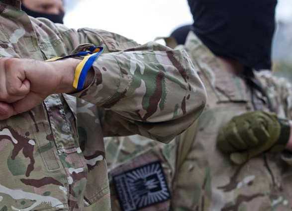 Сьогодні в Україні відзначають День добровольця