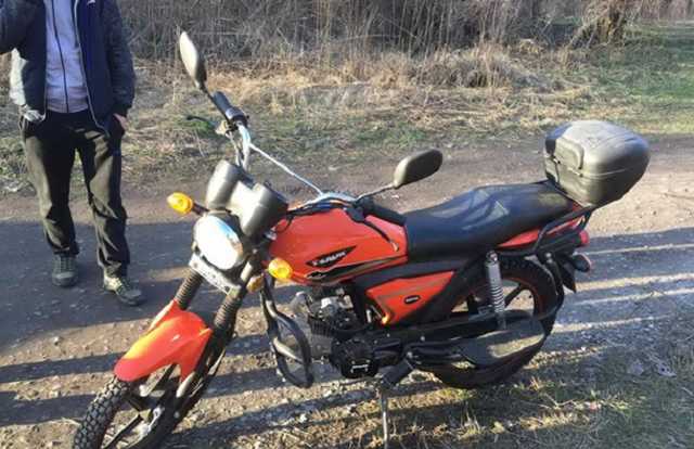 У Сумській області п’яний пенсіонер викрав новий “дирчик”