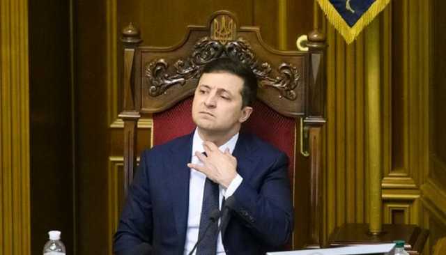 "Слуги народа" после ультиматума Зеленскому внезапно удалили свои страницы в Facebook