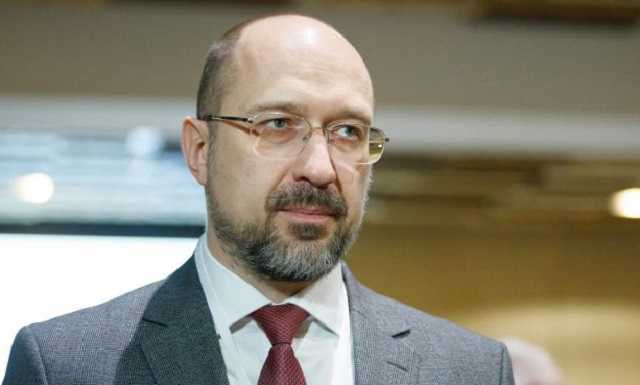 Угроза коронавируса: украинцев "настойчиво" попросили не ездить по стране