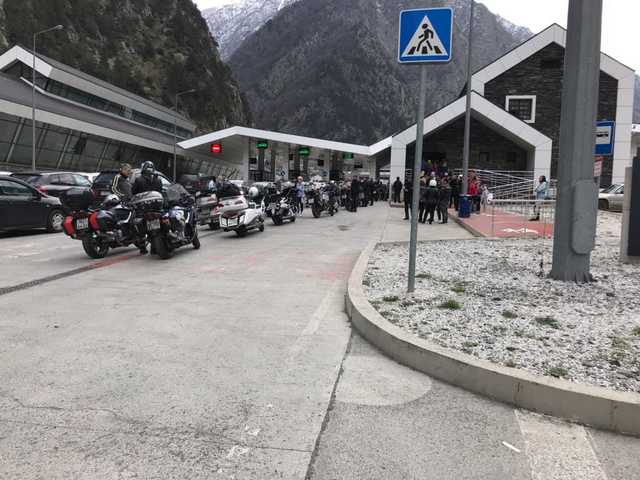 Грузія через коронавірус закриває кордон з Росією