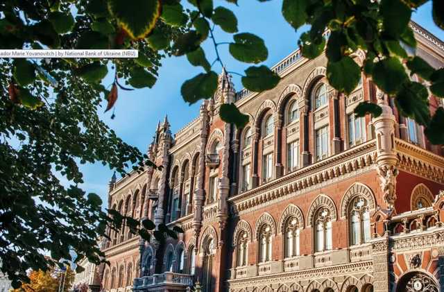 В банковской системе образовался дефицит наличной валюты, - НБУ