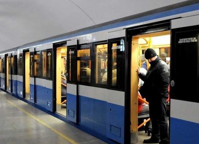 Бред и диверсия: врач рассказал, почему нельзя закрывать метро