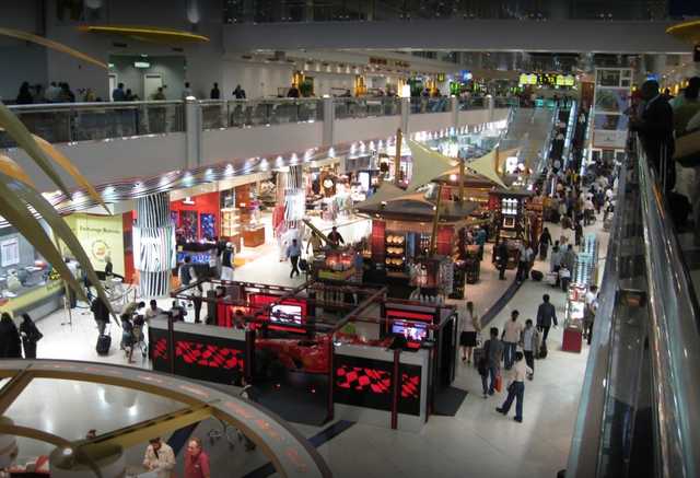 42 українці не можуть повернутися додому з Дубаїв