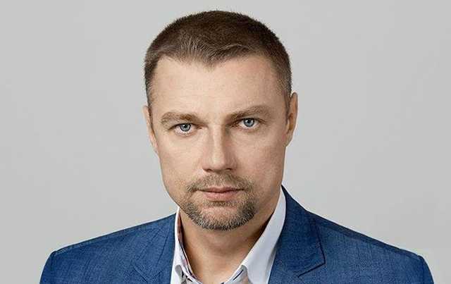 “Промови Зеленського слухають лише в туалеті”: Купрій назвав профанацією перевірки в аеропортах