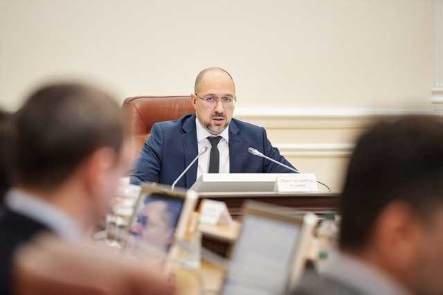 Кабмин: Студенты должны самоизолироваться в общежитиях, домой отпускать нельзя