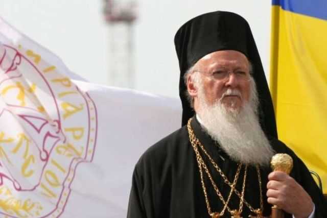 Вселенський Патріарх видав резолюцію про припинення служб до кінця березня