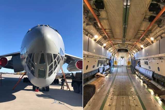 Украина отправила в Китай военный самолет за тестами на коронавирус и масками