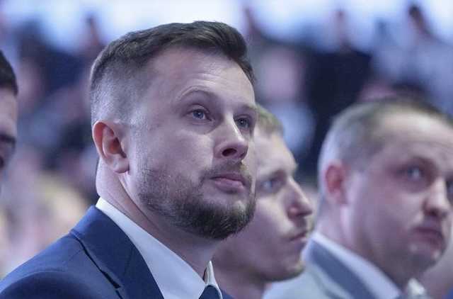 Вместо укрепления экономики в период карантина "слуги народа" распродают государство, - Билецкий