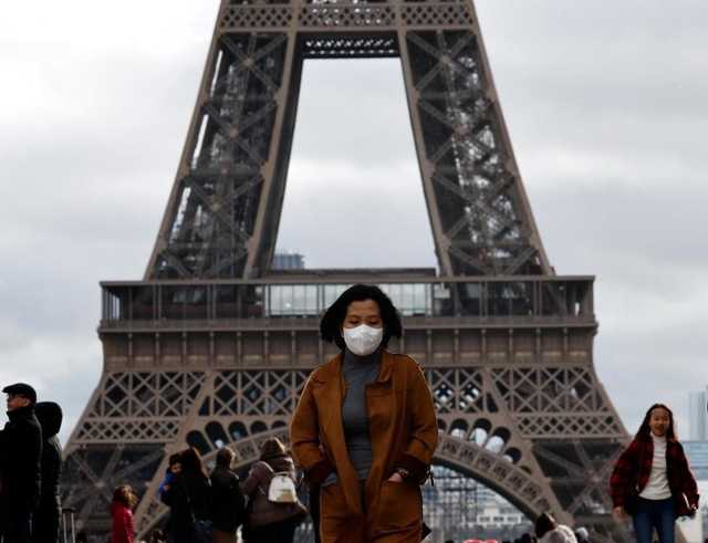 Через коронавірус у Франції померли 860 людей, інфіковані майже 20 тисяч