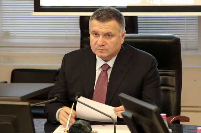 Аваков рассказал, кто его заменит в случае заражения коронавирусом