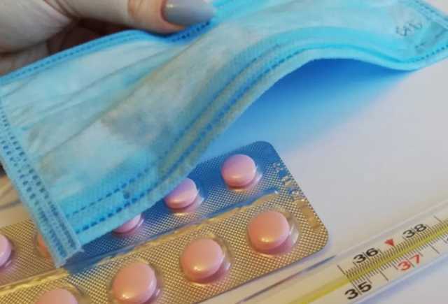 Киев закупил 100 тыс. марлевых масок. Часть из них завезли в аптеки