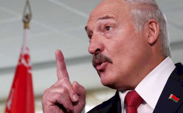 Лукашенко: мы убиваем людей карантином