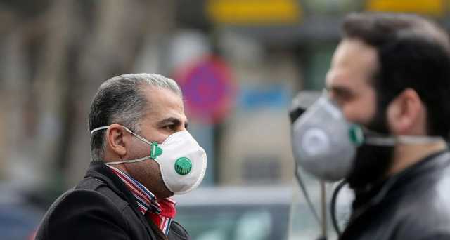 Респираторы с клапанами выдоха не выполняют функцию защитной маски, - Минздрав