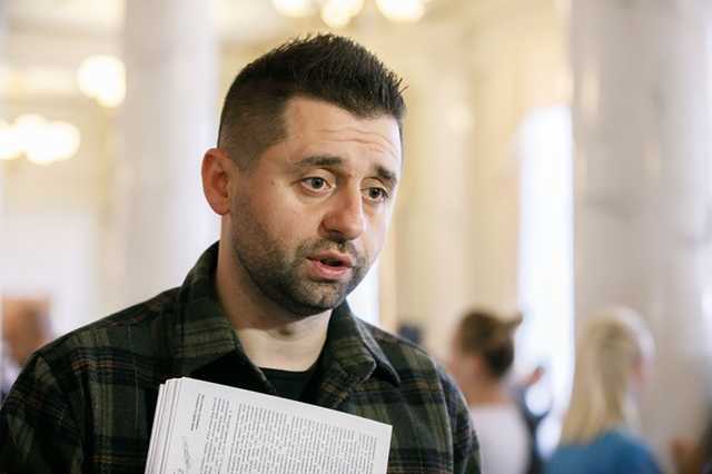 До “антиКоломойського” законопроєкту про банки вже внесли 5 тисяч поправок, – Арахамія
