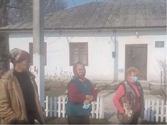 Жители села под Одессой напали на приехавшего из-за границы "коронавирусного" мужчину