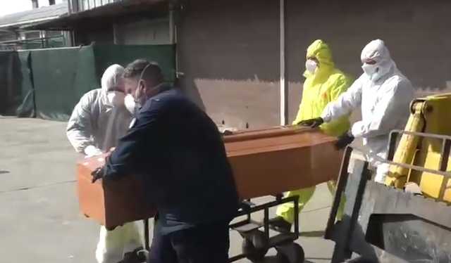 Из-за коронавируса в Италии переполнены крематории