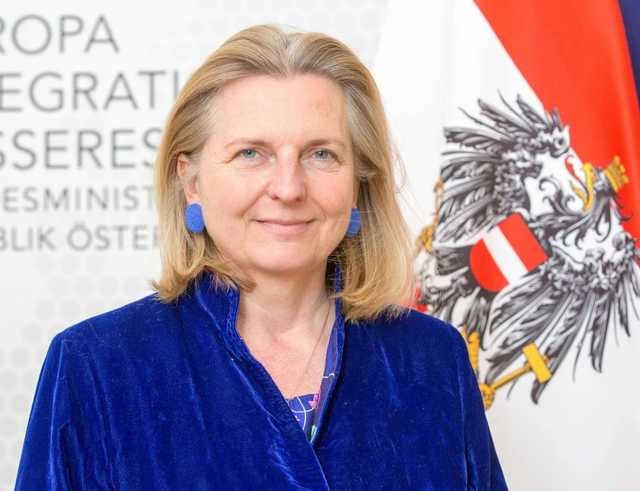 Ексглава МЗС Австрії написала заяву в поліцію через домашнє насильство