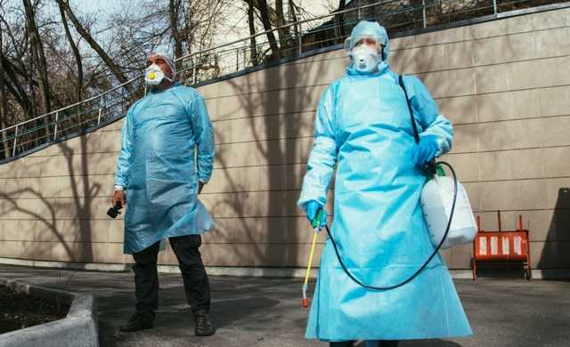 Для медиків Київщини закупили 5 тисяч захисних костюмів