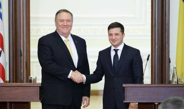 Зеленский и Помпео обсудили преодоление последствий пандемии коронавируса