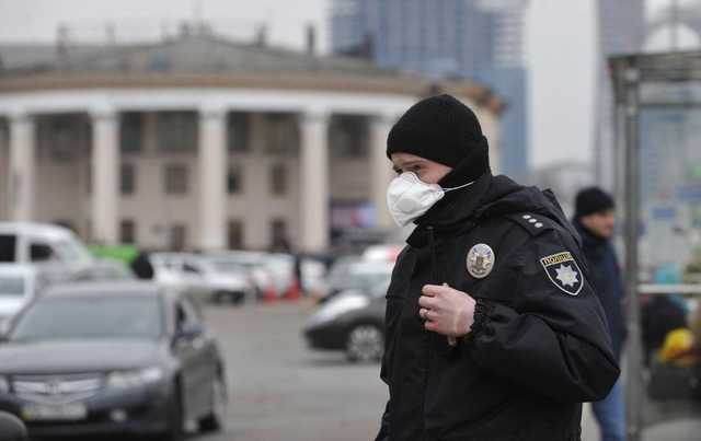 Полиция выписала больше сотни протоколов за сутки ужесточенного карантина