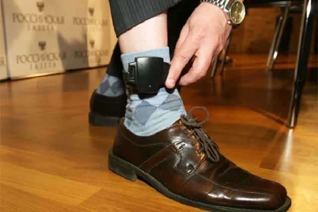 Напавшего в Гидропарке на съемочную группу телеканала посадили под домашний арест