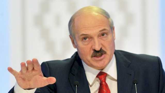 Лукашенко хочет лично лечить больных коронавирусом