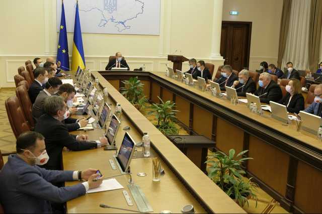 Появился план Шмыгаля по выходу из карантина, он идентичен плану правительства Австрии