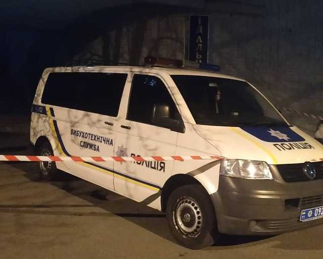 Минирование Александровской клинической больницы в Киеве: появились фото эвакуации пациентов