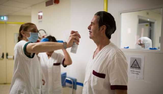 Первые симптомы коронавируса: заболевшая врач описала ощущения