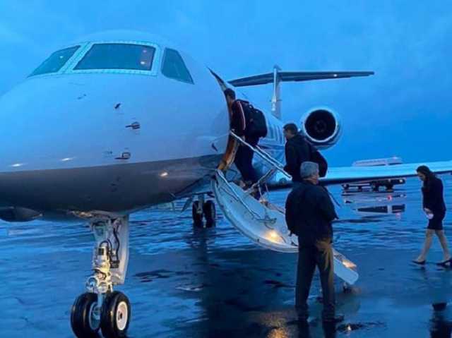 Группу украинцев эвакуировали из США самолетом авиакосмической компании