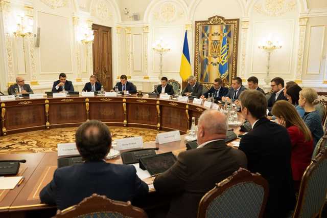 Обещания и реальные дела Зеленского — это «две большие разницы»: доказательства